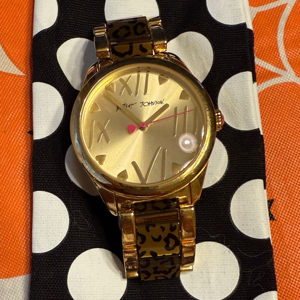 🌟🌟Betsey Johnson Gold Watch with Leopard Print Band